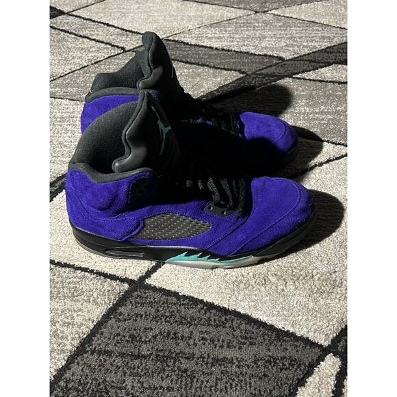 Size 12 - Jordan 5 Retro Alternate Grape 2020 Purple Black Blue (136027-500) main image 4